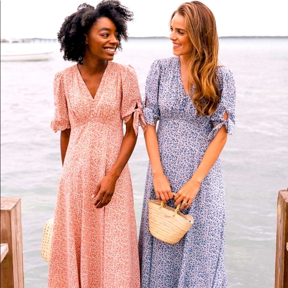 Gal Meets Glam Aurora Maxi Dress